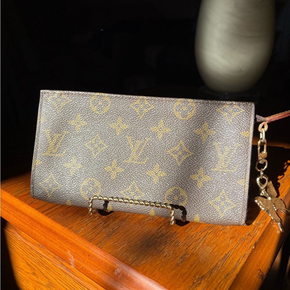 Louis Vuitton Monogram Canvas Wristlet Clutch in Brown and Gold - Picture 3 of 10